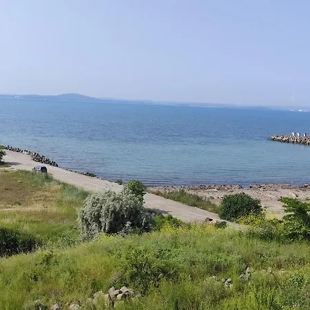 Sea Apartament Burgas City